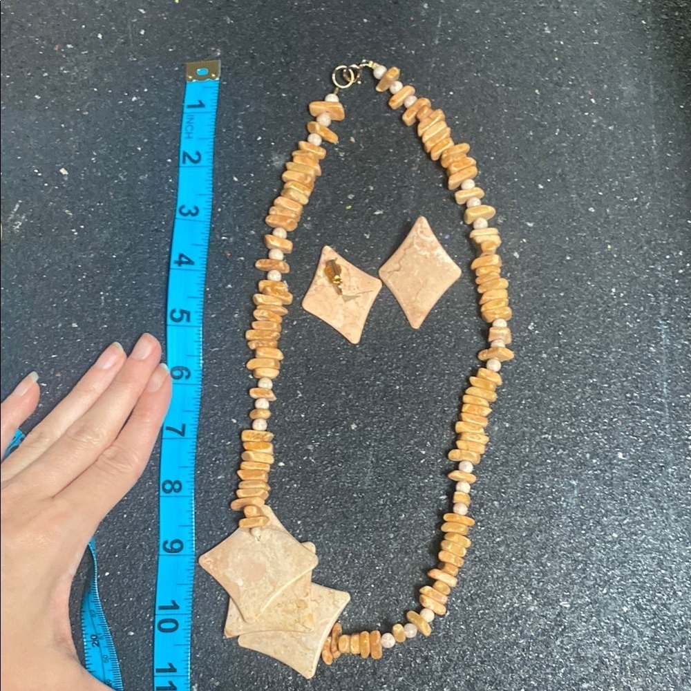 Elegant Tan Stone Necklace and Earring Set - Picture 8 of 8